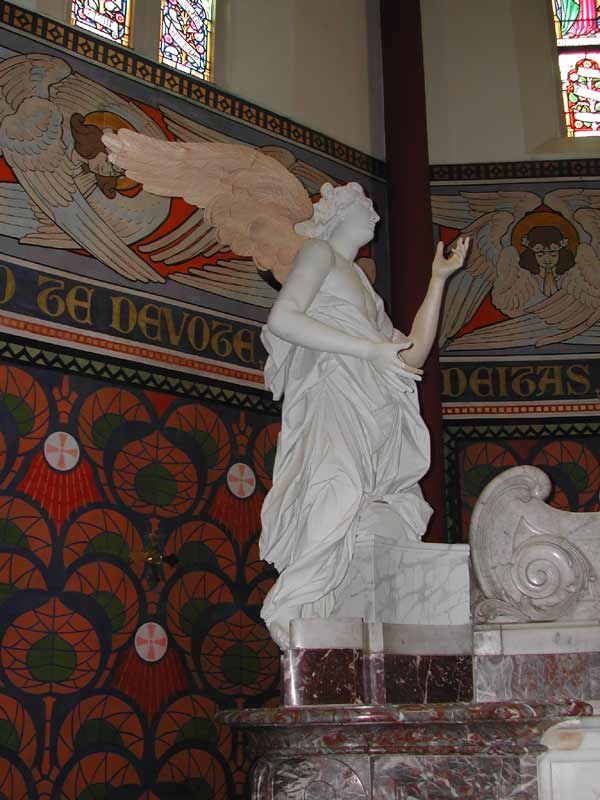 Linkerengel na restauratie en voor polychromie